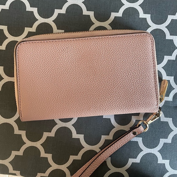 Michael Kors Hayes Multifunction Leather Wallet Phone Case - Picture 5 of 8